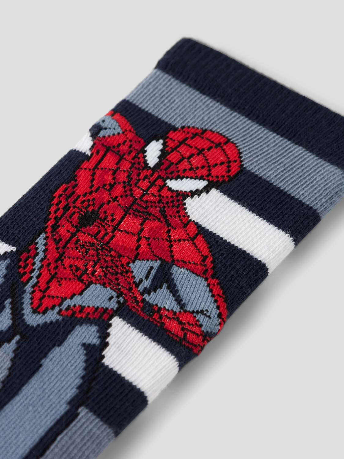 model_shot-front_full